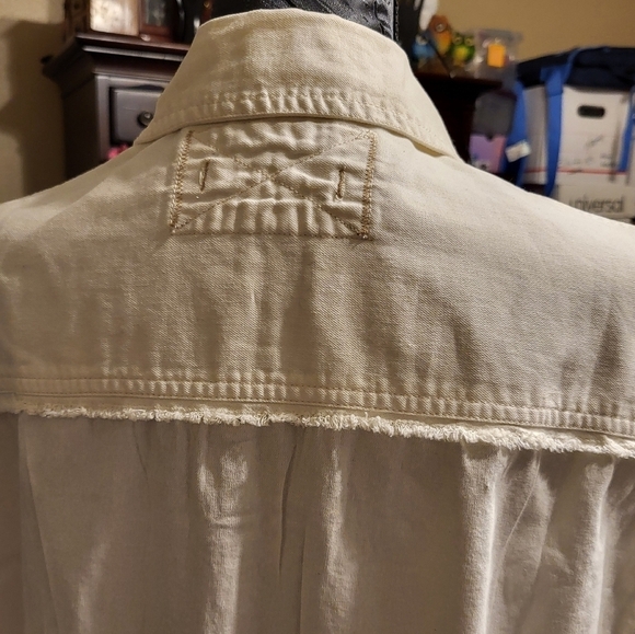 We the Free XS Distressed, raw hem denim button up shirt - Picture 11 of 16